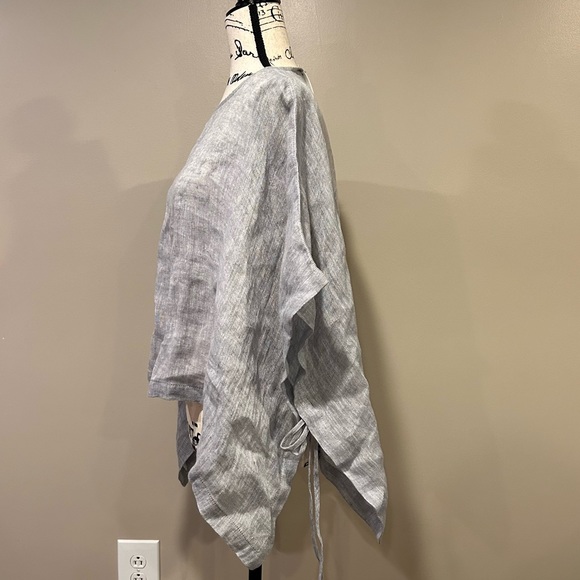 Eileen Fisher Side Tie Gauze Handkerchief Poncho - Picture 5 of 9